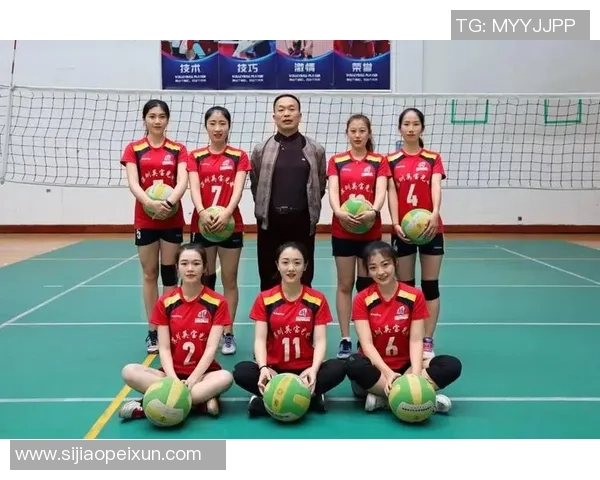 重庆排球队荣登排球团队协作排行榜第三名展现卓越团队精神与实力 重庆排球队荣登排球团队协作排行榜第三名展现卓越团队精神与实力